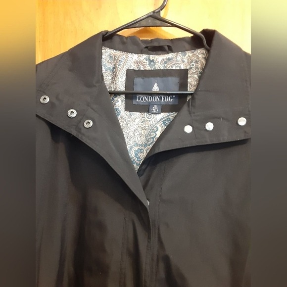 London Fog Women's Size 16 Plus Size Coat - Picture 2 of 8